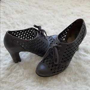 Sam Edelman Cut-out Lace Up Heels